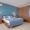 Luxury Apartment with Balcony, Central Area