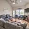 Cozy and Deluxe Branson Condo Balcony and Pool Access - Branson