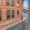 Central Leeds townhouse with private roof garden Sleeps 4