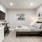 Stay at Luna on Ridge Ave