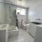 beachfront apartment 5/22 Esplanades seaviews