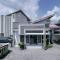 Urbanview Hotel Syariah Ratu Kuring Gisting by RedDoorz - Banjarnegeri