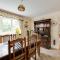 Oak Tree Cottage, Charming, Rural New Forest Home