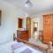 Oak Tree Cottage, Charming, Rural New Forest Home