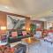Golf Course Views, Hot Tub Access Phoenix Home!