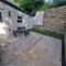 6 Dbl Bed, Central Huddersfield house inc parking