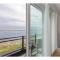 Apartment with a view of the marina - Sint Annaland
