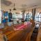 Casa Kootenay Waterfront Bnb