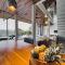 Villa Utamaro Gerupuk, Private Villa For 6-11 Pax