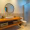 Villa Utamaro Gerupuk, Private Villa For 6-11 Pax