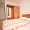 Double Room Zaglav 8144a - Zaglav