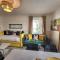 4 Bedrooms Apartment By Sensational Stay Short Lets & Serviced Accommodation