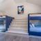 The Latitude Adjustment, located close to Golf,Sand Dunes, Reservoir & National Parks