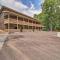 Dtwn Bull Shoals Condo 1 Mi to Lake Access!