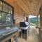 Luxe Log Cabin with Modern Finishes and Mtn Views - Мегги-Вэлли