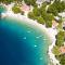Apartments and rooms with parking space Brela, Makarska - 6895 - Brela