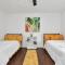 Hidden Gem Safari Home w/ Backyard Near Midtown