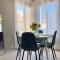 Only for ladies!! Comfortable shared homestay, Nice west cosy flat with balcony, near airport, train, beach, public transport, supermarket