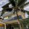 Itsy By Treebo - Ushodaya Royal Residency - Trivandrum