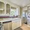 Spacious Family-Friendly Home on Port Orchard - 布雷默顿