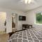 Acorn House - Charming house in green heaven with pool table with lovely backyard
