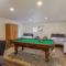 Acorn House - Charming house in green heaven with pool table with lovely backyard