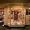 Royal Scot Hotel & Suites