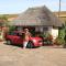 The Nest - Thatched seaside country cottage for two