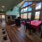 P5 Ski-in Ski-out rare find Presidential View single family with garage pool table ping pong