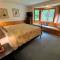 O9 NEW Renovated Bretton Woods slopeside condo with 2 living rooms foosball air hockey