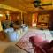 Amazing lakefront home in the White Mountains with game room theater - Whitefield