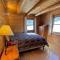 SI INCREDIBLE VIEWS from this log cabin with large deck huge yard fire pit hot tub - Dalton