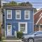 Walk to Walnut St Pet-Friendly Pittsburgh Home!