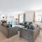 5 bedrooms sleeps 10-12 free wifi & parking garden - Lundin Links
