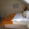 5 bedrooms sleeps 10-12 free wifi & parking garden - Lundin Links