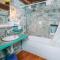 Authentic Boka house with artistic soul