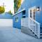 Le Bleu House - Newly Designed 3BR HOUSE & POOL by Topanga - Los Angeles