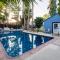 Le Bleu House - Newly Designed 3BR HOUSE & POOL by Topanga - Los Angeles