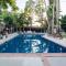 Le Bleu House - Newly Designed 3BR HOUSE & POOL by Topanga - Los Angeles