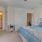 Barefoot Bungalow - Daytona Beach Shores