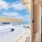 Beach apartment 10/22 esplanade sea-views - 格莱内尔格