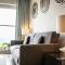 Stunning Sea Views, luxury apartment beaches & restaurants are a short walk away