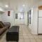 Spacious, Relaxing, 4 Bd 3.5 Ba Home In Petworth!