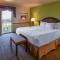 Apple Tree Inn; SureStay Collection by Best Western - Petoskey