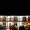 Cozy Corner Motel