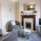 Adrian House, near Hospital, easy parking + garden
