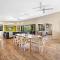 Mudjimba Escape-pet friendly, luxury villa w/ pool