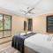Mudjimba Escape-pet friendly, luxury villa w/ pool