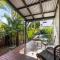 Mudjimba Escape-pet friendly, luxury villa w/ pool - Mudjimba