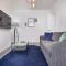 Host Liverpool - Spacious Family Home by Aintree, Parking - إينتري